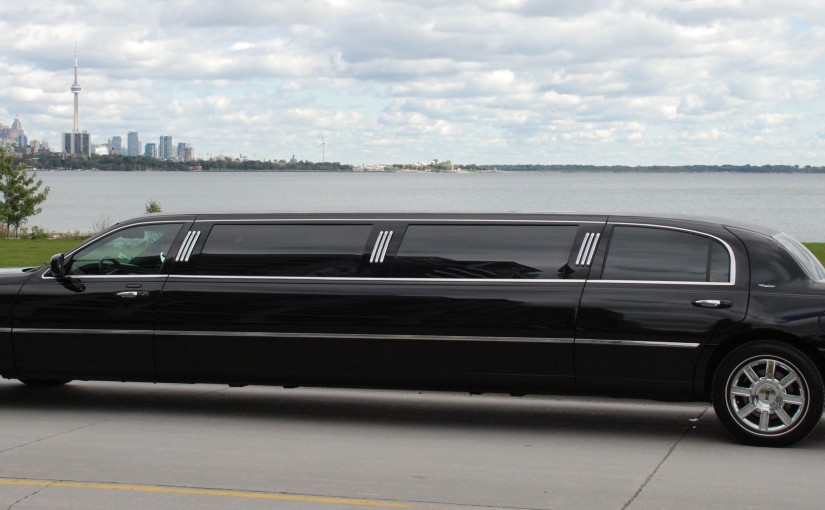 Apprehend and Explore the Fundamental Steps to Hire Rental Limos in Calgary